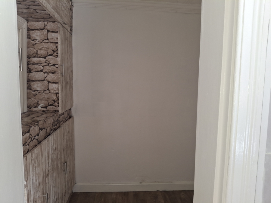 To Let 1 Bedroom Property for Rent in Cambridge Eastern Cape